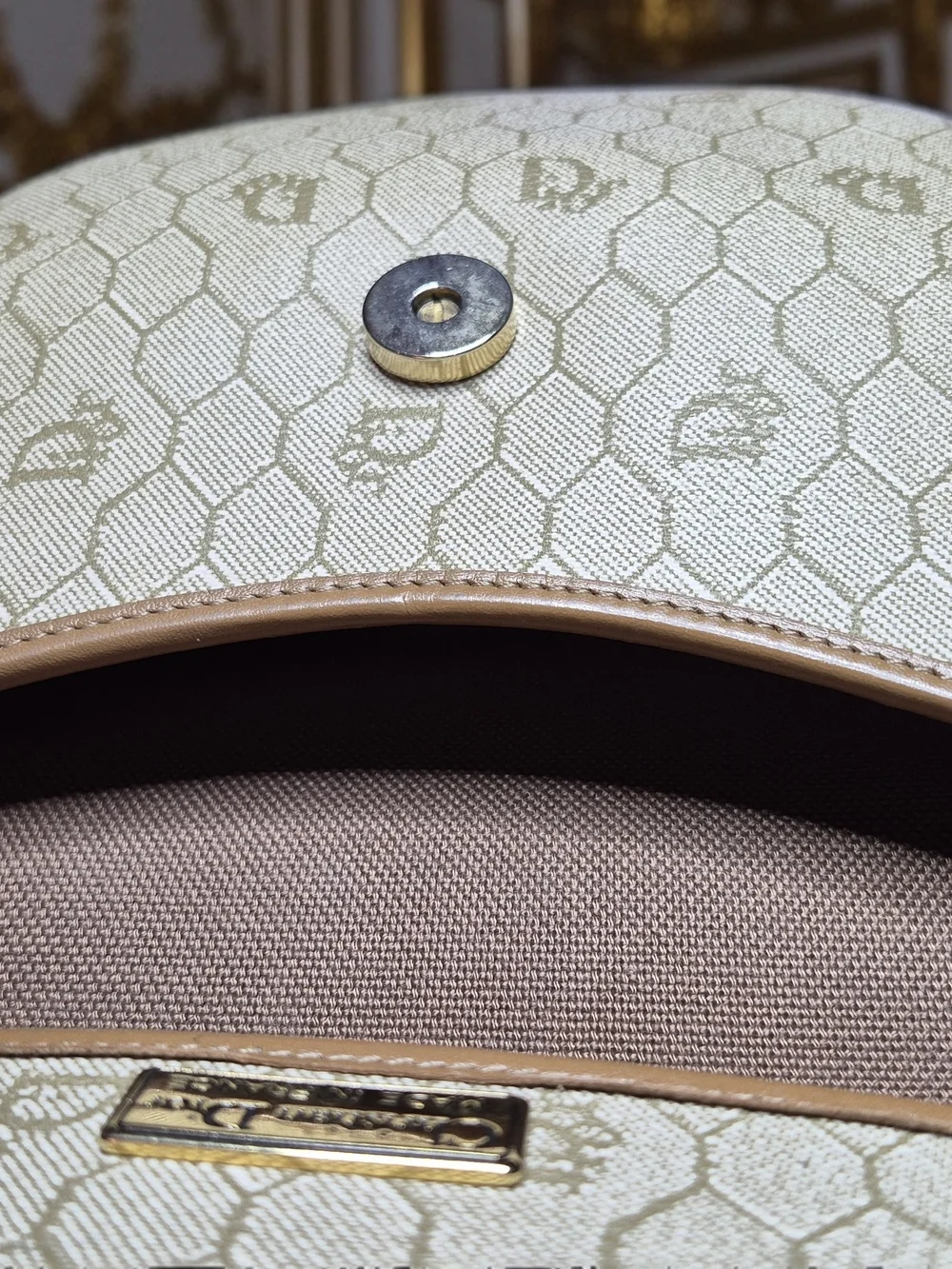 Christian Dior Beige Honeycomb Crossbody Bag with Leather Trim - Picture 2 of 4